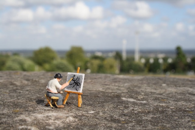 little-people-painting